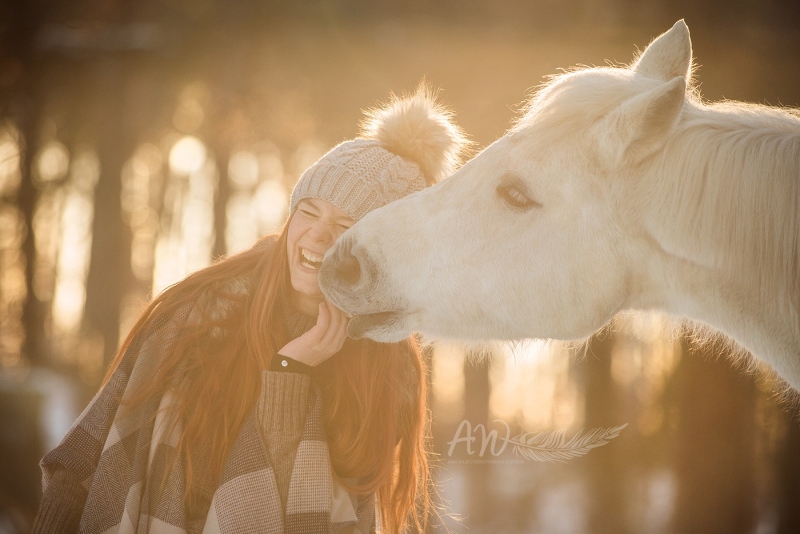 Anja-Wilbs-Tierfotografie_Pferd_Frau_1