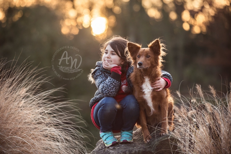 Anja-Wilbs-Tierfotografie_Kind-mit-Hund_2