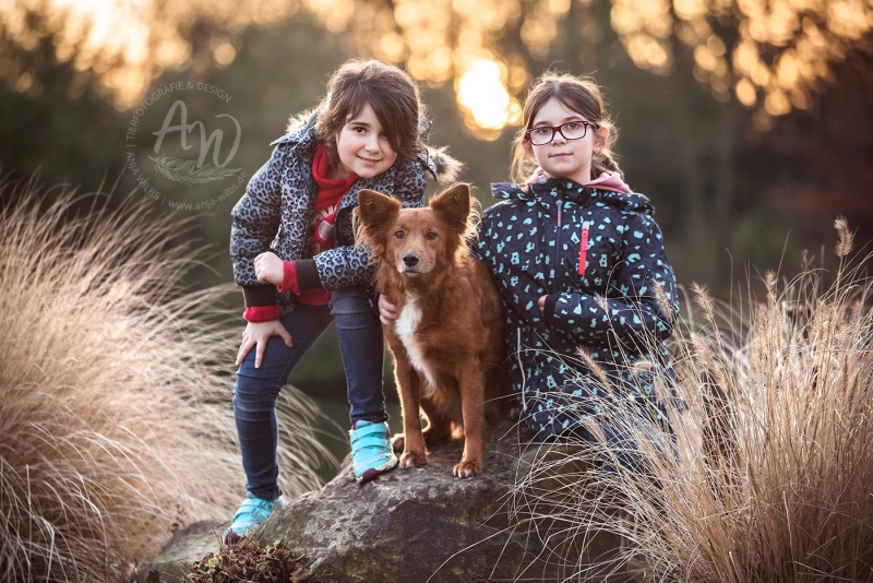 Anja-Wilbs-Tierfotografie_Kinder-mit-Hund_1